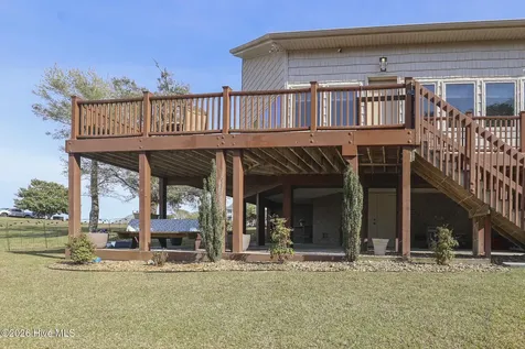 113 Harold Avenue Swansboro NC 28584