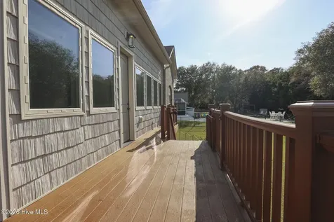 113 Harold Avenue Swansboro NC 28584