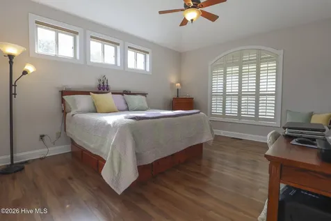 113 Harold Avenue Swansboro NC 28584