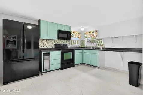 6895 14th Street SW Ocean Isle Beach NC 28469