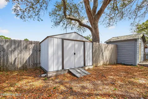 6895 14th Street SW Ocean Isle Beach NC 28469