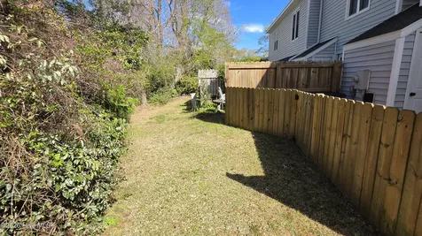 110 Crystal Pines Court Beaufort NC 28516