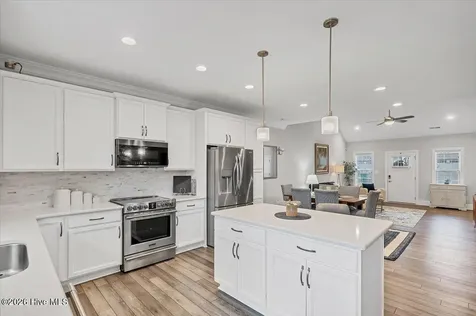 124 Lark Drive West End NC 27376