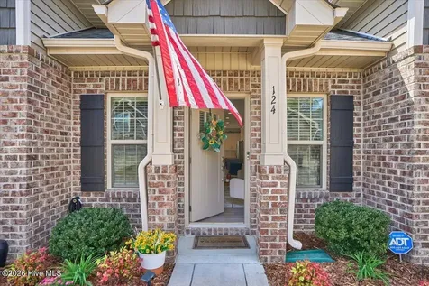 124 Lark Drive West End NC 27376