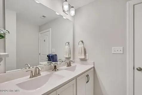 124 Lark Drive West End NC 27376
