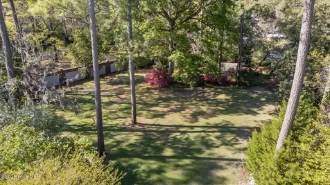 211 Wilson Point Road Trent Woods NC 28562