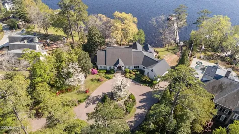 211 Wilson Point Road Trent Woods NC 28562