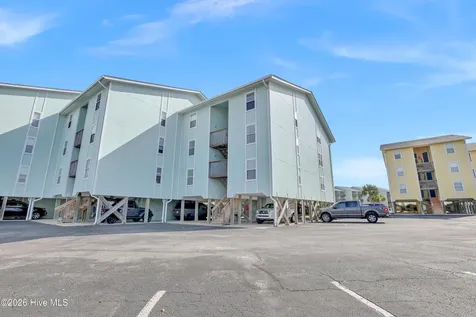 918 N New River Drive Surf City NC 28445