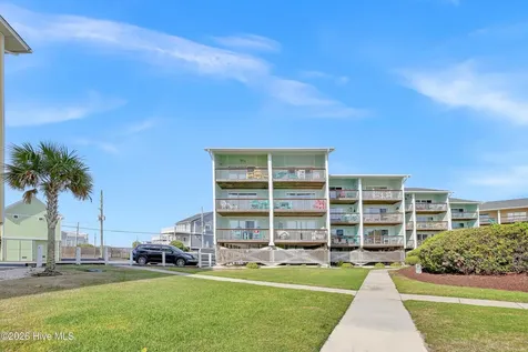 918 N New River Drive Surf City NC 28445