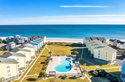 918 N New River Drive Surf City NC 28445