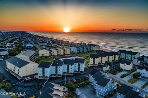 918 N New River Drive Surf City NC 28445
