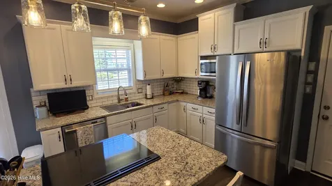 128 Madison Bay Drive Beaufort NC 28516