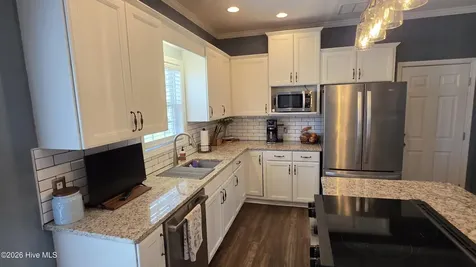 128 Madison Bay Drive Beaufort NC 28516