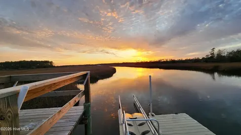 128 Madison Bay Drive Beaufort NC 28516