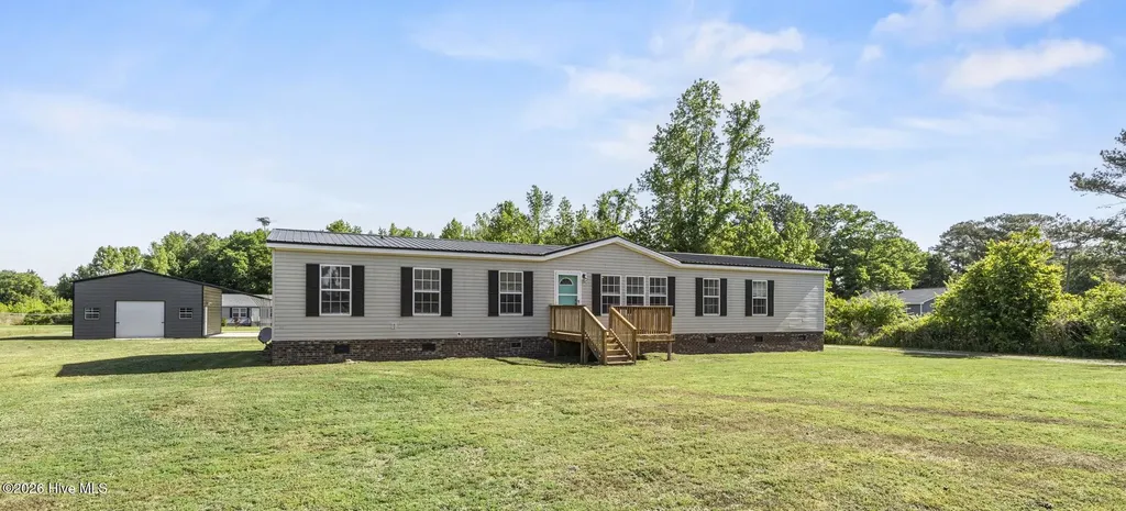 2041 Bay Road Wallace NC 28466