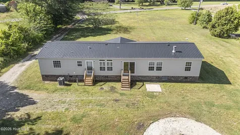 2041 Bay Road Wallace NC 28466