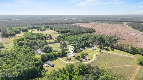2041 Bay Road Wallace NC 28466