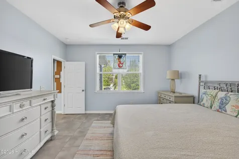 5257 Windward Way Southport NC 28461