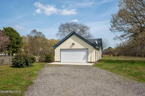 813 Puddin Ridge Road Moyock NC 27958