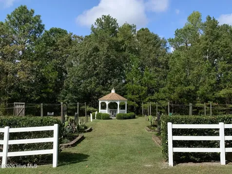 345 Broad Leaf Lane SE Bolivia NC 28422