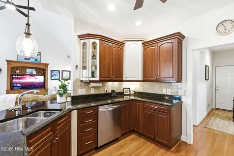 345 Broad Leaf Lane SE Bolivia NC 28422