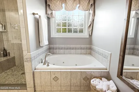 345 Broad Leaf Lane SE Bolivia NC 28422