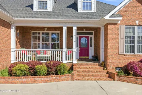 345 Broad Leaf Lane SE Bolivia NC 28422