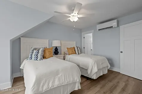 200 Olde Towne Yacht Club Drive Beaufort NC 28516