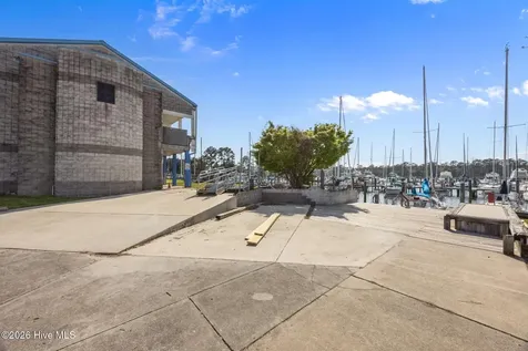 100 Marina Drive New Bern NC 28560