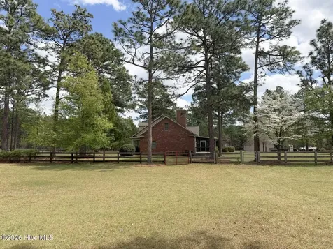 449 Rose Ridge Road Aberdeen NC 28315