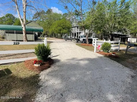 229 Estate Road Atkinson NC 28421
