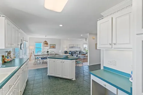 120 Conch Street Holden Beach NC 28462