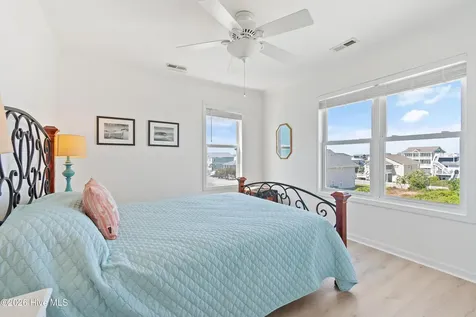 120 Conch Street Holden Beach NC 28462