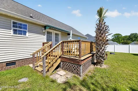 720 E Main Street Winterville NC 28590