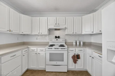 720 E Main Street Winterville NC 28590