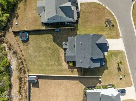 37 Lyford Cay Court Hampstead NC 28443