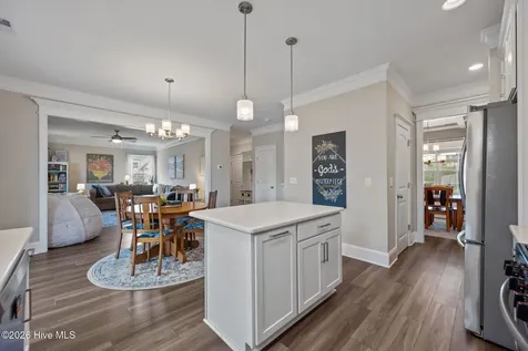 37 Lyford Cay Court Hampstead NC 28443