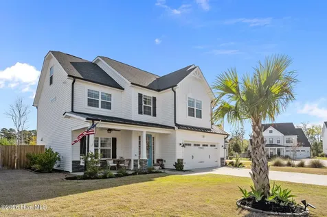 37 Lyford Cay Court Hampstead NC 28443
