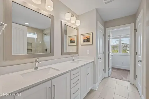 37 Lyford Cay Court Hampstead NC 28443