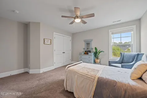 37 Lyford Cay Court Hampstead NC 28443