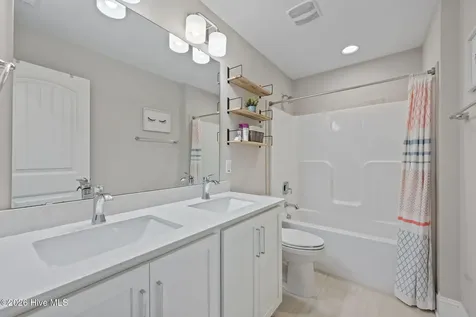 37 Lyford Cay Court Hampstead NC 28443