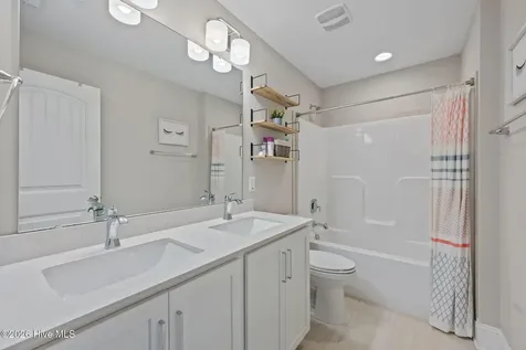 37 Lyford Cay Court Hampstead NC 28443