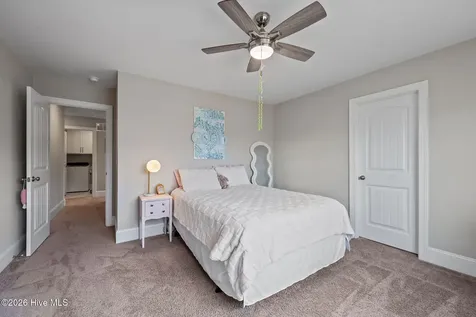 37 Lyford Cay Court Hampstead NC 28443