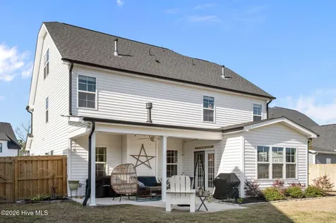 37 Lyford Cay Court Hampstead NC 28443