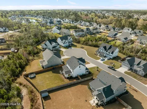 37 Lyford Cay Court Hampstead NC 28443
