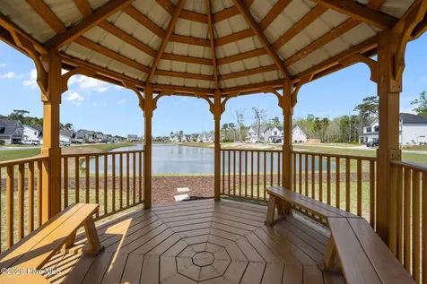 37 Lyford Cay Court Hampstead NC 28443