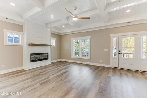 230 NE 38th Street Oak Island NC 28465