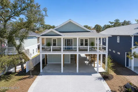 230 NE 38th Street Oak Island NC 28465