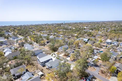 230 NE 38th Street Oak Island NC 28465