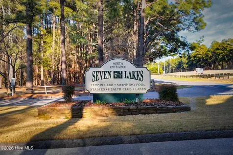 101 Seminole Court West End NC 27376